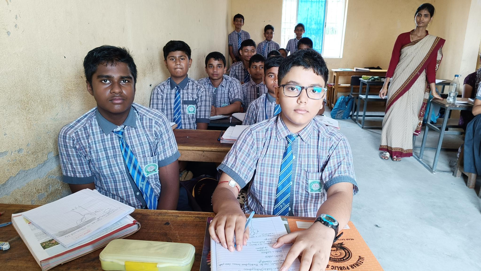 Jaleswar Public School